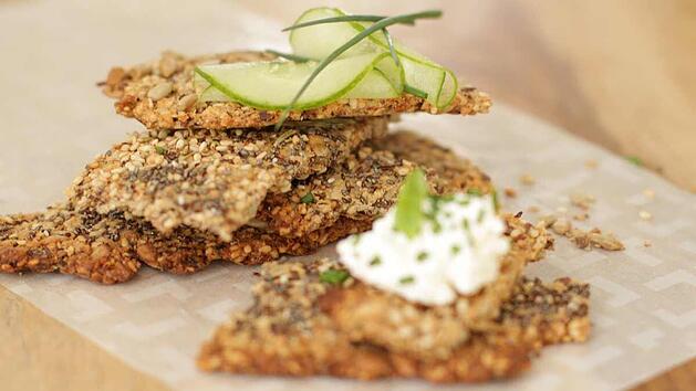 Knaeckebrot-mit-Koernern.jpg