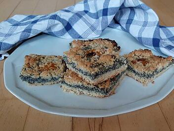 Aprikosen-Mohn-Kuchen.jpg
