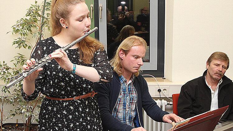 Viel verdienten Beifall gab es für Martina Maier und Stefan Erhart, die beim Neujahrsempfang in Maßbach für die musikalische Umrahmung sorgten.  Foto: Dieter Britz