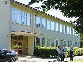 Das alte Schulhaus in Pödeldorf Foto: Ronald Rinklef