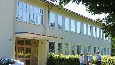 Das alte Schulhaus in Pödeldorf Foto: Ronald Rinklef