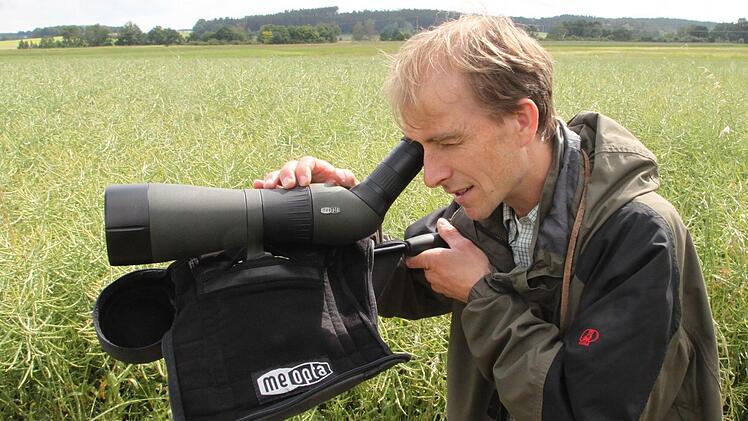 Frank Schneider setzt sich im LBV seit vielen Jahren für den Schutz bedrohter Vogelarten ein.