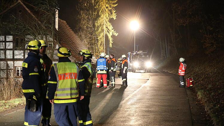 War ein Feuerteufel am Werk? Eine Brandserie hielt über Ostern Feuerwehren und Polizei in Atem.News5/Feuerwehr Kulmbach