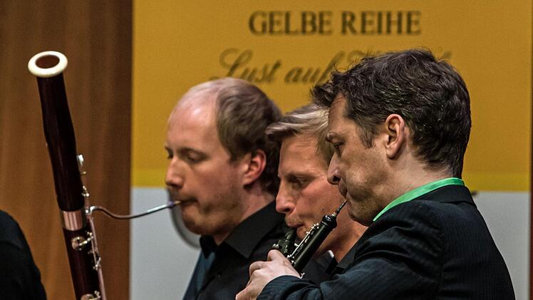 Mit zwei anspruchsvollen Nonetten beeindruckten Solisten des Philharmonischen Orchesters bei ihrem Konzert im Coburger Kongresshaus.Foto: Jochen Berger