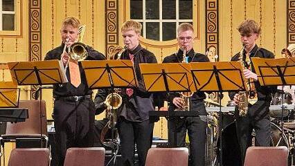 Die Epmo Combo entsprang der Bigband der Musikschule Südösterbotten aus der im Westen Finnlands gelegenen Stadt Seinäjoki.