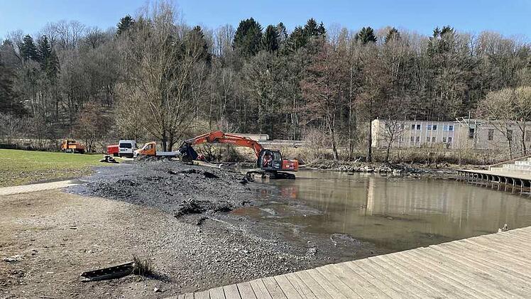 Kronach: Frühjahrsarbeiten auf dem Landesgartenschaugelände
