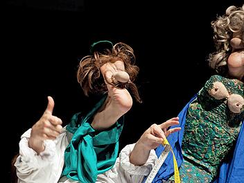 Mit ihrem Fu&szlig;theater ist Anne Klinge international bekannt geworden.