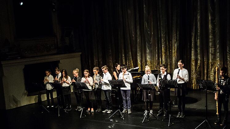 Impressionen von der Matinee "Jugend spielt für Jugend" im Landestheater Coburg: Blockflötenensemble der Musikschule CoburgFoto: Jochen Berger