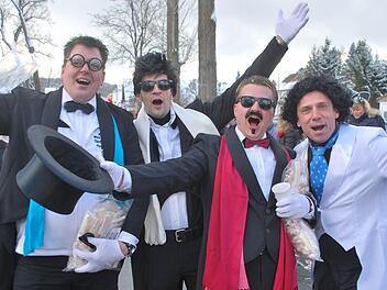 Gute Laune in Heroldsbach - da kann man(n) auch mal ein Liedlein trällern. Foto: hit