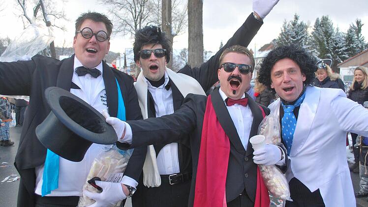 Gute Laune in Heroldsbach - da kann man(n) auch mal ein Liedlein trällern. Foto: hit