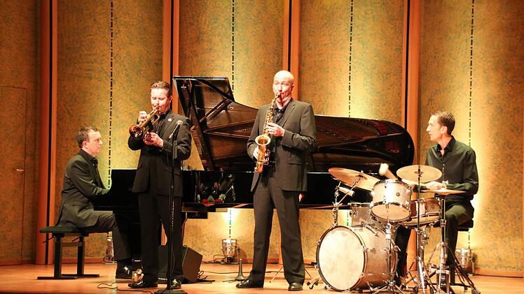 Eindrücke vom Konzert der Echoes of Swing. Foto: Ralf Ruppert