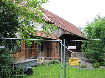 Rund um diesen Bauernhof ist das "Projekt Hausland" geplant. Foto: Christiane Lehmenn