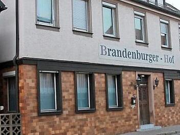 Hier will die Stadt Baiersdorf mehr Aufenthalts-Qualität schaffen. Mit einem Brunnen? Foto: Josef Hofbauer
