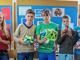 Was ein Fu&szlig;ball mit Mathe zu tun hat