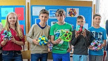 Was ein Fu&szlig;ball mit Mathe zu tun hat