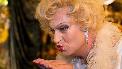 Fast so schön wie das Original: Bayerns Finanzminister Markus Söder als Marilyn Monroe. Foto: Tobias Köpplinger