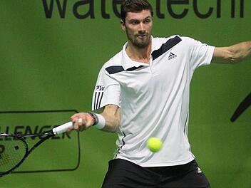 Nach Dustin Brown erwischte es auch Daniel Brands - Aus im Achtelfinale, ebenfalls gegen einen Belgier.  Fotos: Bertram Wagner