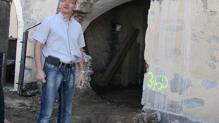 Pfarrer Wolfgang Oertel findet die Einbeziehung des Gewölbekellers besonders gelungen.