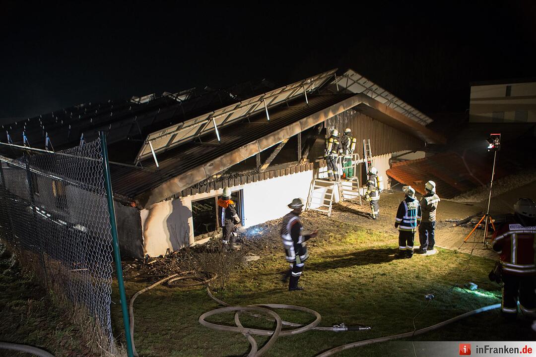 Brand eines Firmengebäuudes in Simmelsdorf