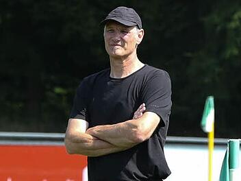 Trainer Jochen Brandl liegt mit der SG Rothenkirchen im Kampf um den Aufstieg gut im Rennen. Nach dieser Saison muss er aus beruflichen Gründen jedoch eine Pause einlegen. Foto: Heinrich Weiß