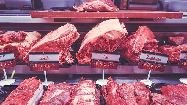 Eine neue Studie will widerlegt haben, dass der Konsum von rotem Fleisch gesundheitlichen Schäden mit sich bringt. Symbolbild: pixabay.com/free-photos