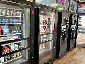 Nürnbergs erster Automatensupermarkt hat außergewöhnliches Sortiment - so reagieren die Kunden