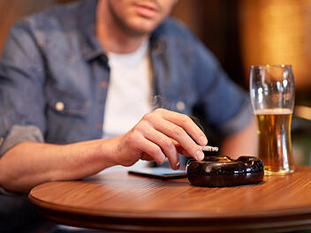 Alkohol, Zigaretten, Rauchen, Bier trinken
