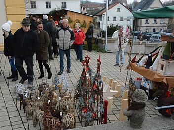 Von Korbwaren bis Weihnachtsdekoration war alles zu finden. Foto: Schmidt