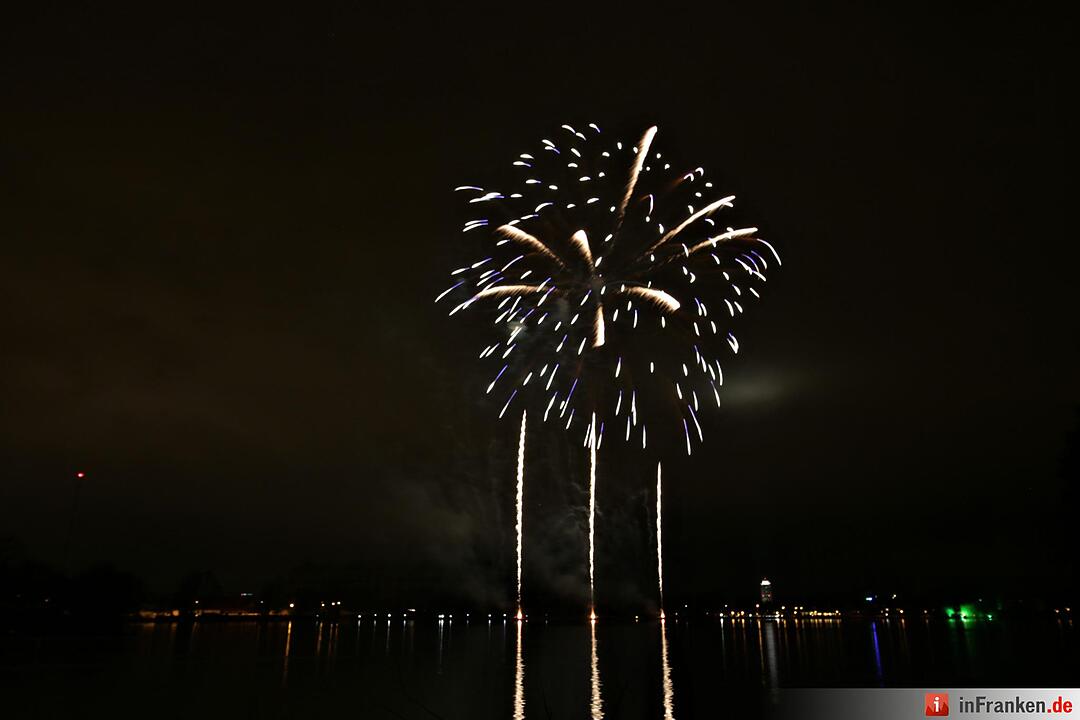 03Volksfest Nürnberg - das Feuerwerk