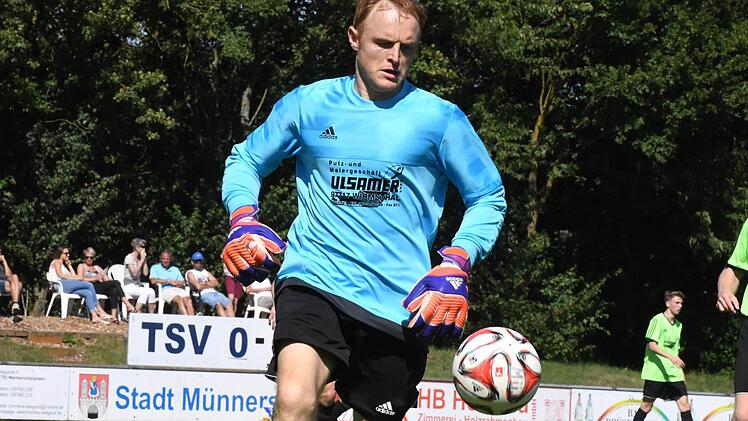 Um endlich zu punkten, muss auch Frank Popp vom Tabellenletzten SV Ramsthal beim Spiel gegen den TSV Forst alles geben und seinen Kasten m&ouml;glichst sauber halten. Foto: Hopf