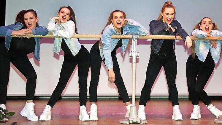 Mit ihren Auftritten begeisterte die Ballettgruppe "On Point".