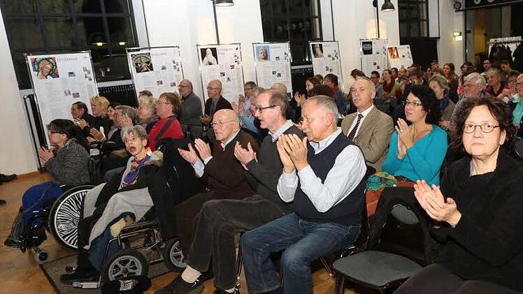 Viele Besucher kamen in die Bamberger VHS. Foto: Barbara Herbst