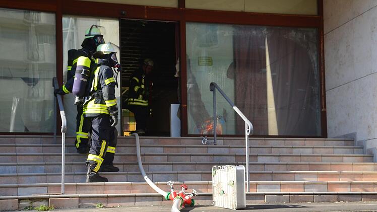 Im ehemaligen Hotel Rixen in Bad Kissingen ist ein Feuer ausgebrochen. Peter Rauch