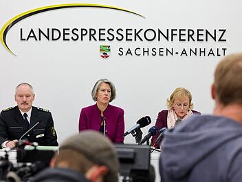 M&ouml;gliche Anschlagspl&auml;ne? 21-j&auml;hriger Tadschike ausgereist.