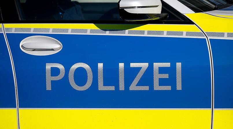 Unfall in Hallerndorf: VW-Fahrer flüchtet nach Kollision