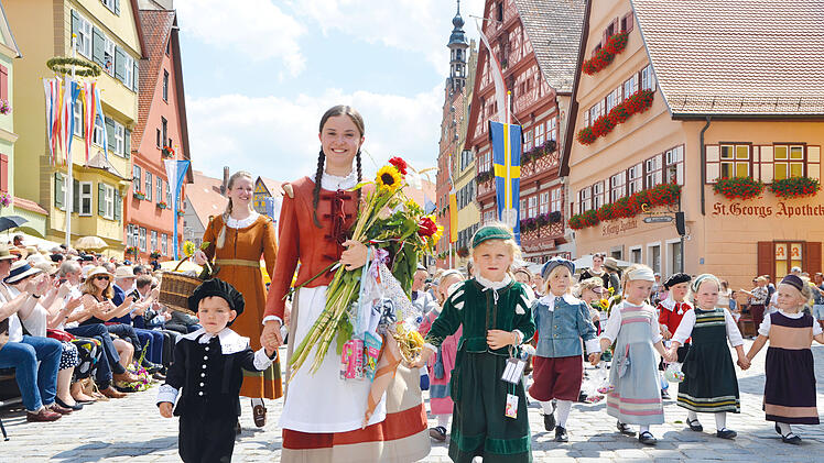 DINKELSBUEHL_Kinderlore-mit-Kinderschar_01_