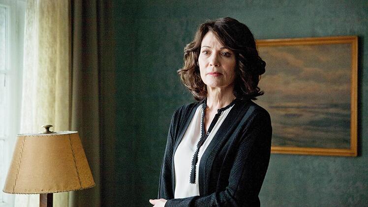 Iris Berben als Gräfin im Film "Das Zeugenhaus". Foto: ZDF/Volker Roloff