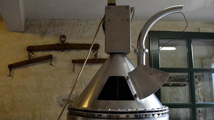 Der moderne Braukessel im historischen Ambiente des Stappenbacher Wirts