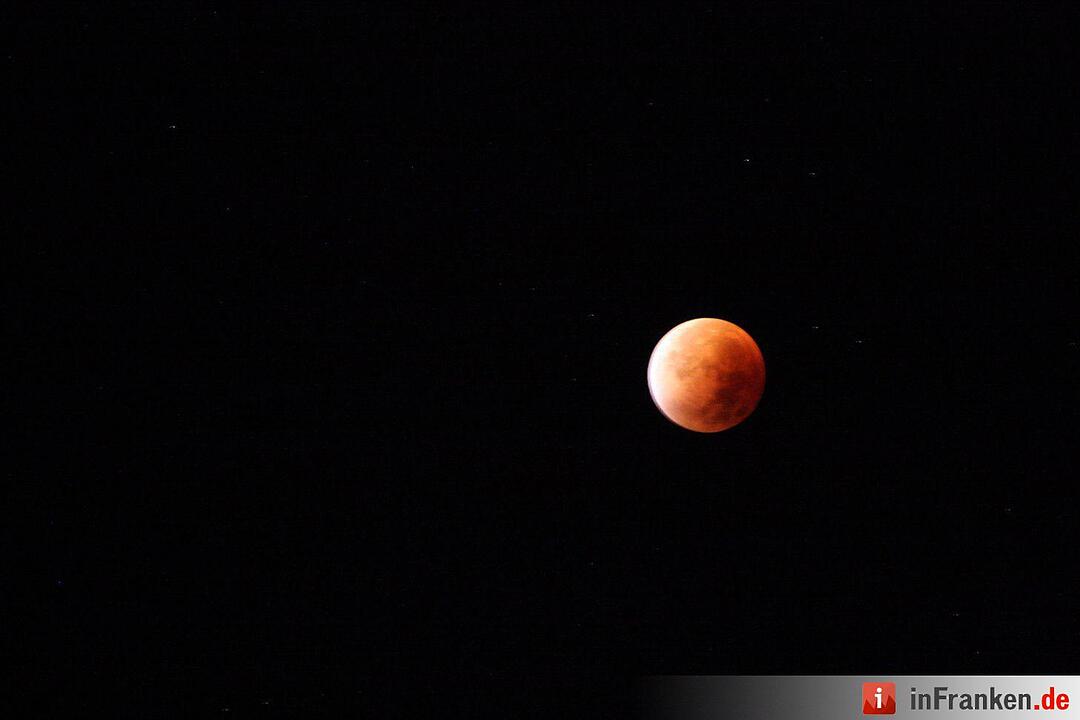 Leserfotos: Blutmond über Franken