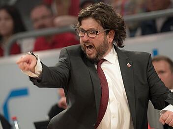 Brose Bamberg-Trainer Andrea Trinchieri will den n&auml;chsten Titel. Foto: Nicolas Armer/dpa