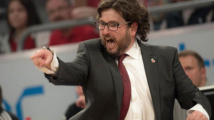 Brose Bamberg-Trainer Andrea Trinchieri will den n&auml;chsten Titel. Foto: Nicolas Armer/dpa