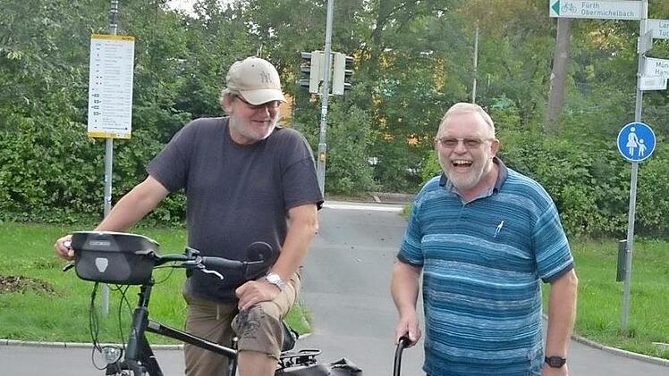 Kleiner Plausch zwischendurch: Manch Passant war neugierig.