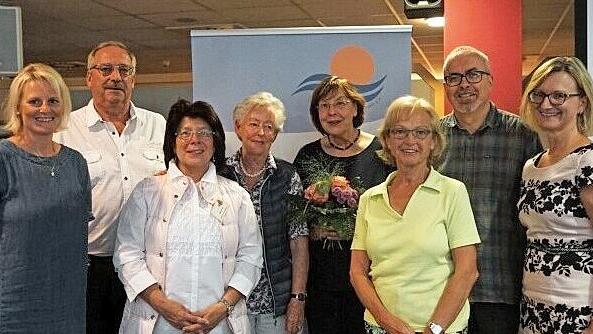 Unser Bild zeigt (von links) Koordinatorin Rita Hillenbrand, Beisitzer Klaus Bils, Koordinatorin Michaela Kaiser, Beisitzerin Anke-Monika Schultheiß, Pfarrerin und stellvertretende Vorsitzende Christel Mebert, Schriftführerin Karin Kächele, Diakon und Beisitzer Christoph Glaser sowie Schatzmeisterin Rosi Bollwein.
