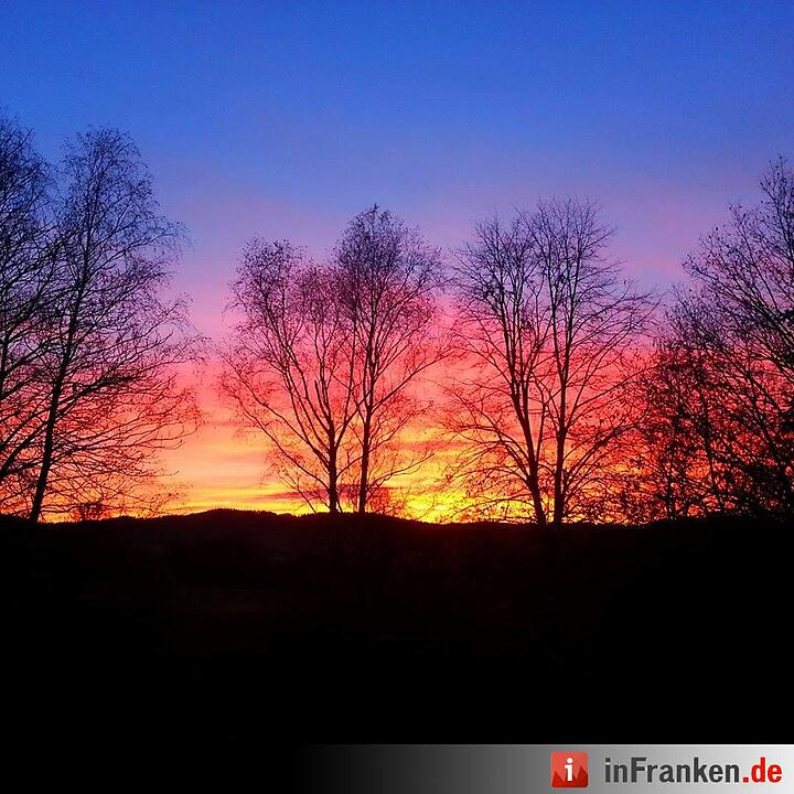 Abendrot vom 8.11.2015 - Die Bilder unserer Leser