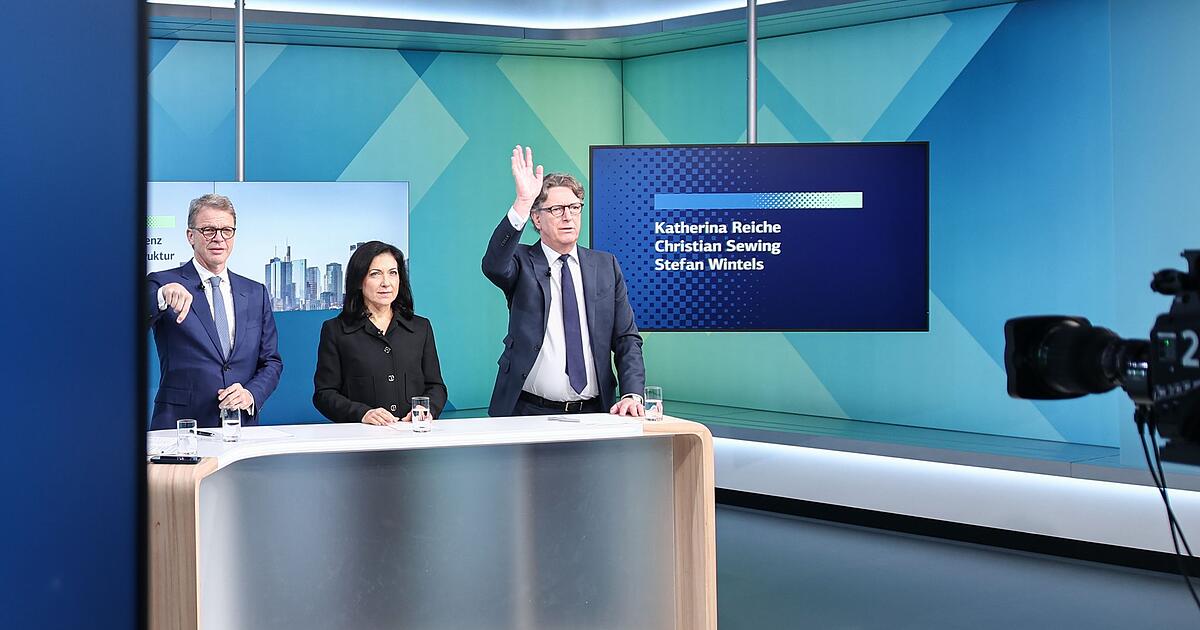 Bund-umwirbt-Investoren-f-r-Milliardenoffensive-in-Standort