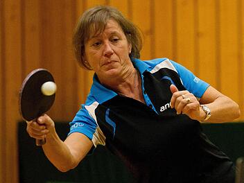 Margit Bayer von der TS Kronach trug ihren Teil zum Erfolg gegen den TTC Rugendorf III bei.Foto: Archiv/Weiß