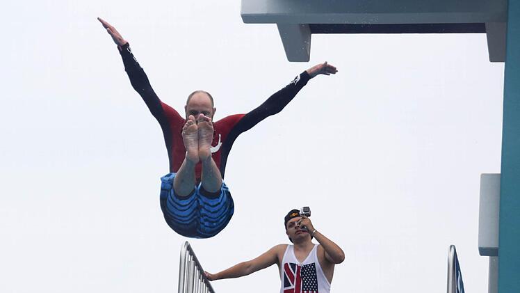 Wassertag beim Jugendfestival YouCo im Aquaria Freibad in CoburgFoto: Ronald Rinklef