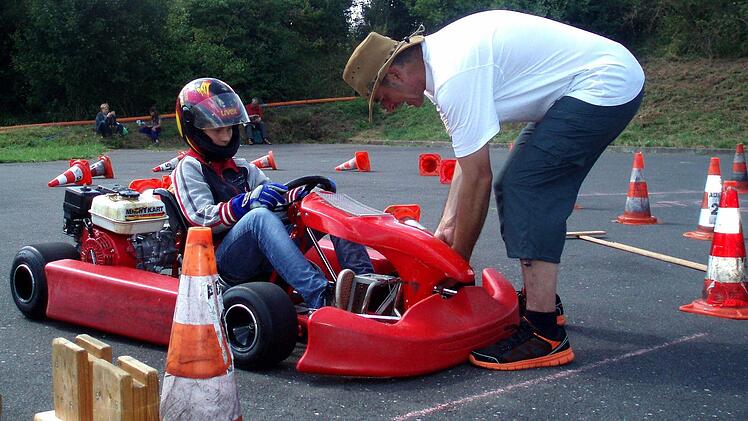 Fünf Go-Karts besitzt der ADAC-Ortslub Bad Kissingen für motorsportbegeisterte Kinder und Jugendliche. Foto: Rauch