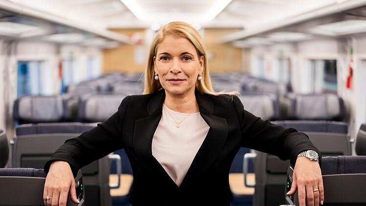 Premiere des neuen ICE L der Deutschen Bahn