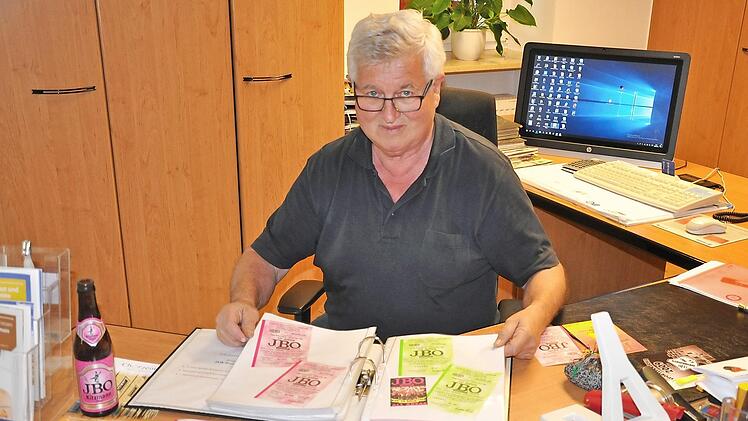 Der ehemalige DJK-Vorsitzende Hans Schmitt hat viele Erinnerungen an die Weingartser Open Airs zwischen 1996 und 1999. Foto: Leo Hühnlein